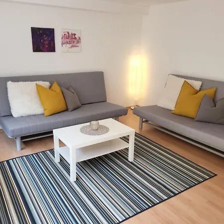 An Der Bergstrasse Apartment *